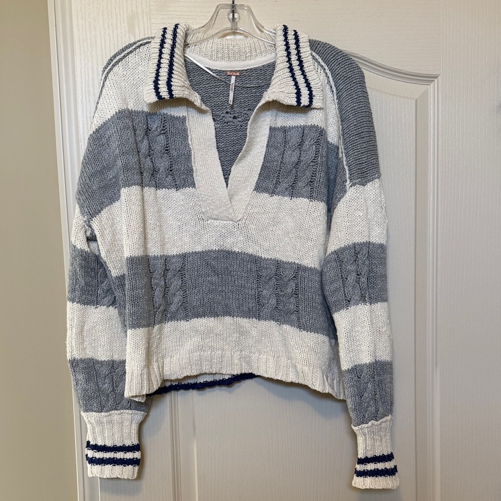 Striped V-Neck Collared Sweater in Gray and White
